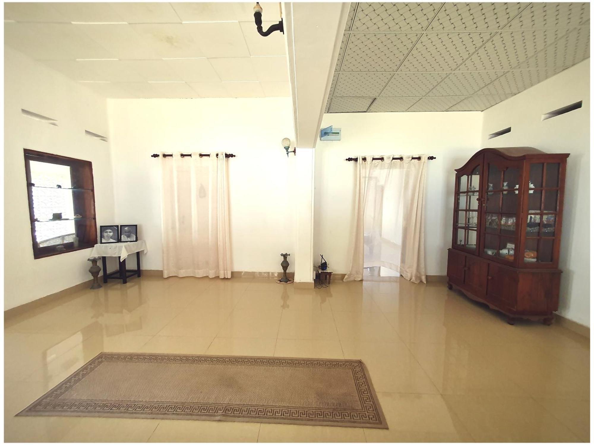 Sri Nimali Guesthouse ヒッカドゥワ エクステリア 写真